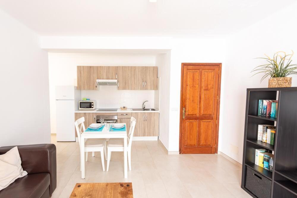 Apartment Luna Nudist Place Charco del Palo Esterno foto