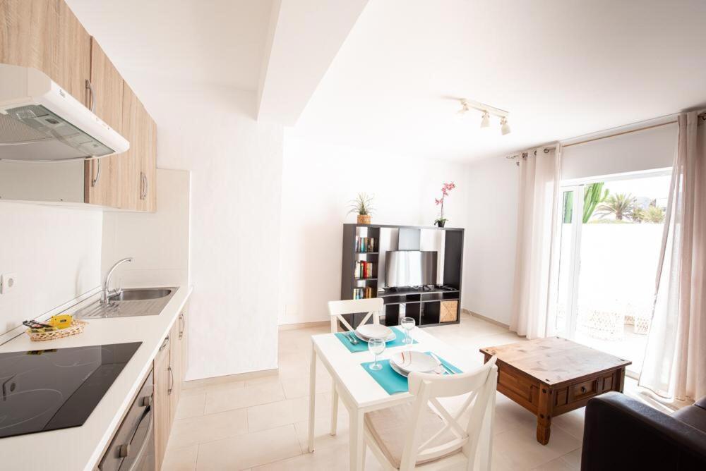 Apartment Luna Nudist Place Charco del Palo Esterno foto